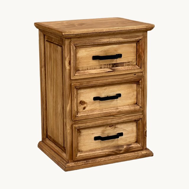 Traditional 3-Drawer Nightstand